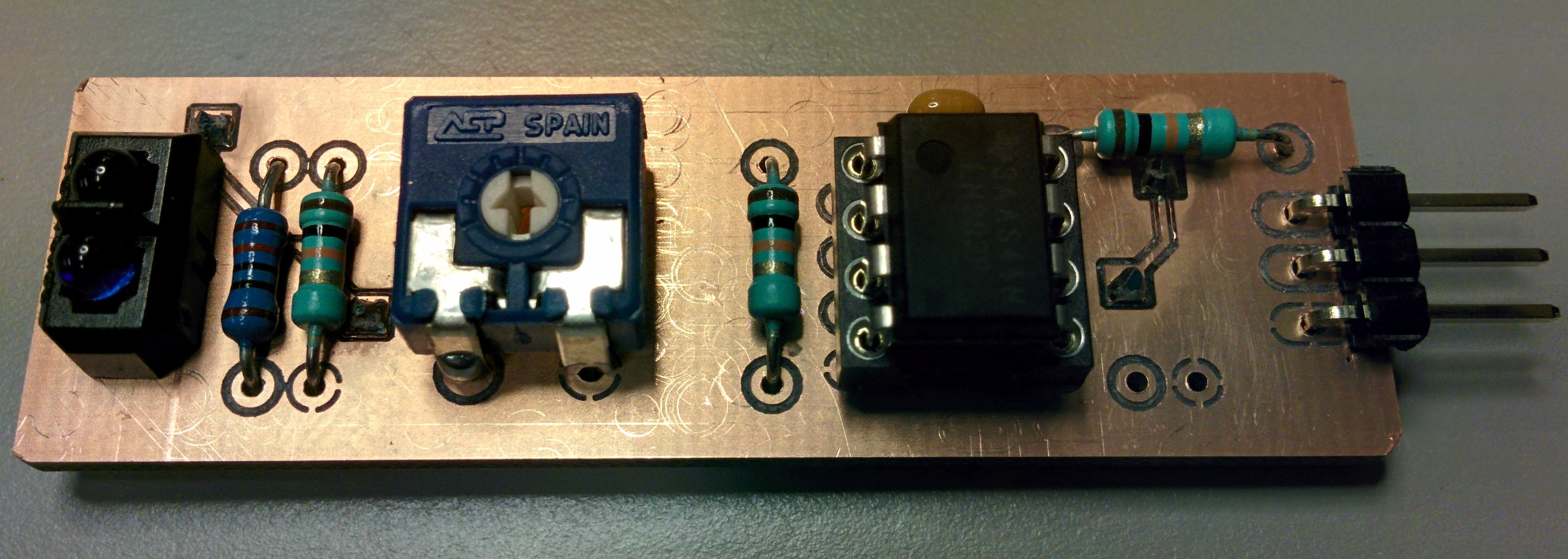 Components mounted on the PCB